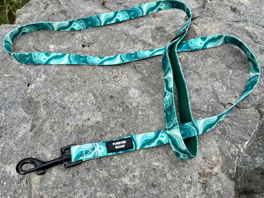 🐕 Emerald Swirl Lead